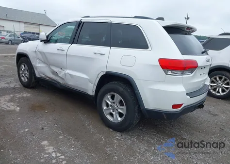 2015 Jeep Grand Cherokee Laredo z USA, uszkodzony, nr VIN 1C4RJFAG9FC935933